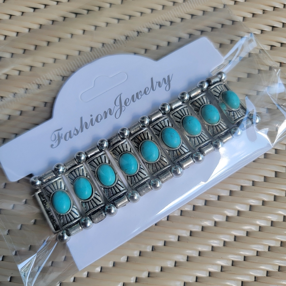 Stretchy Silver and Turquoise Bracelet